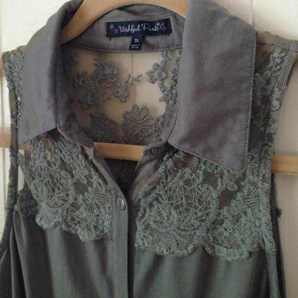 Olive Green Sleeveless Button Down Top 106
